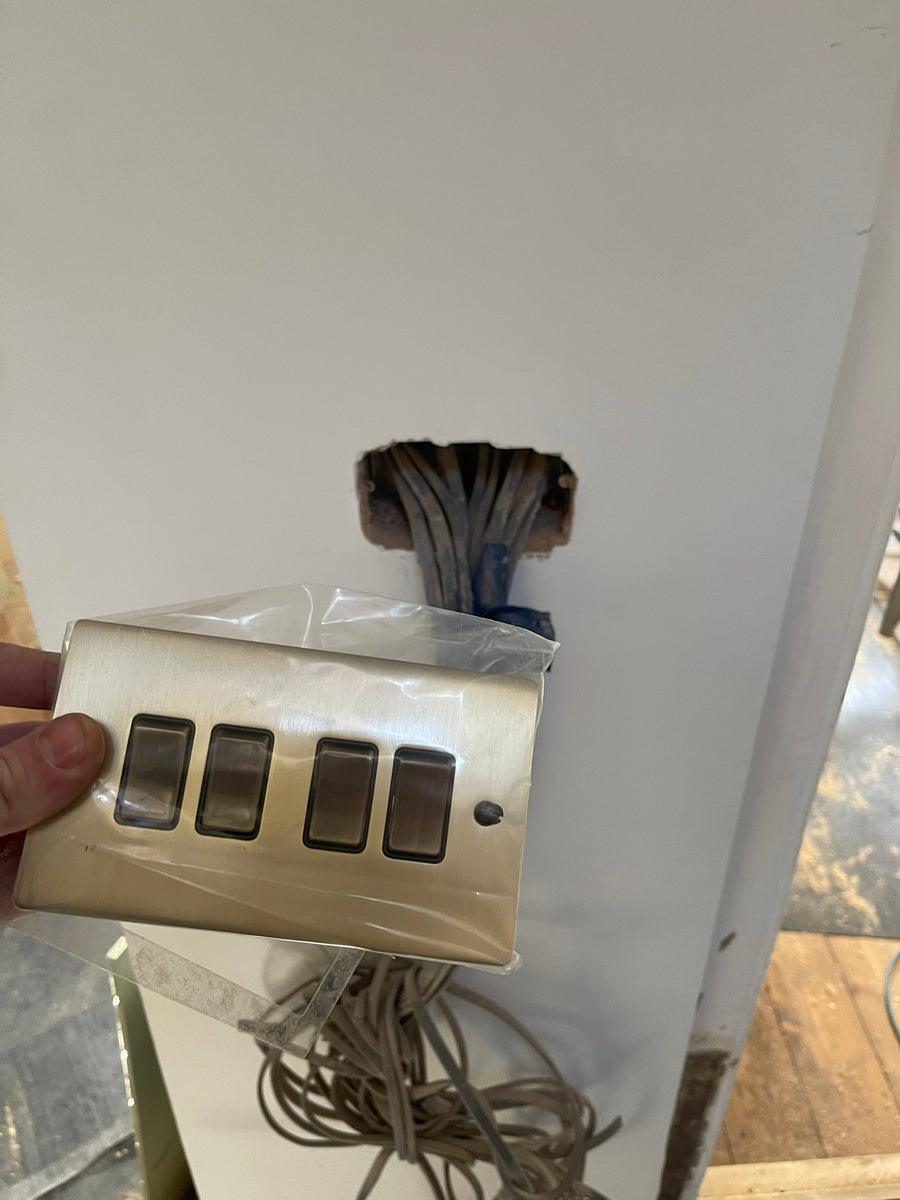 Light switches and Sockets