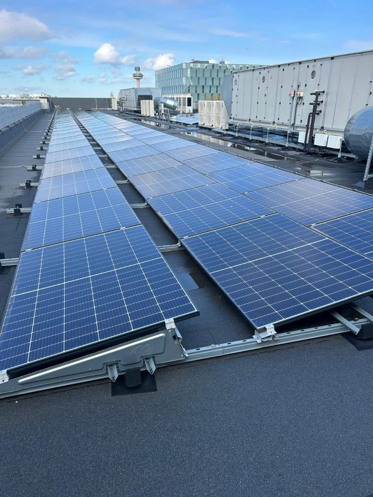SOLAR & pv charger